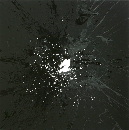 Light and dark grey applied to a grey background with ashotgun.